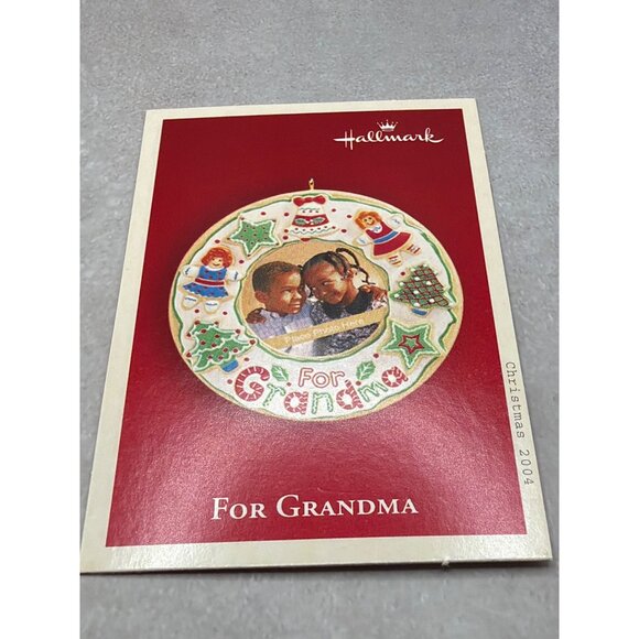 Hallmark Keepsake Ornament 2004 For Grandma Magnetic Photo Holder Christmas - Picture 5 of 6